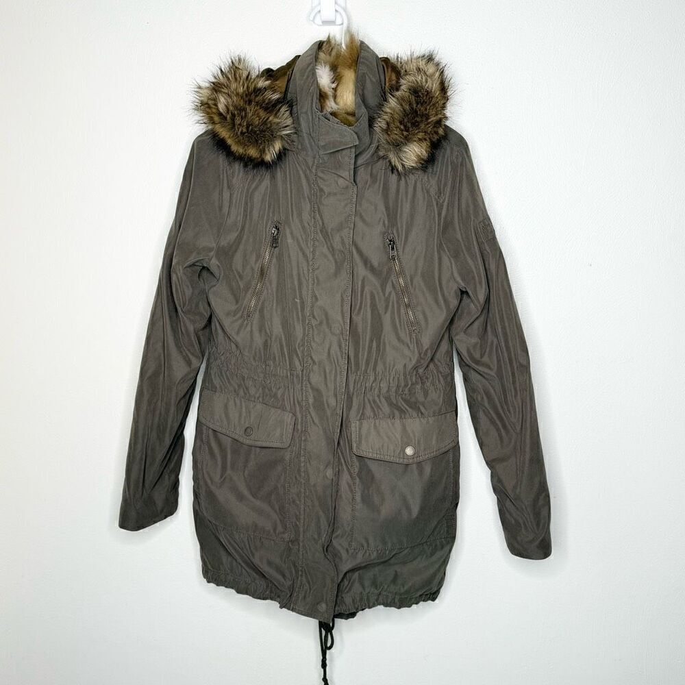 Abercrombie & Fitch Military Inspired Fur Lined Parka - Women’s US S